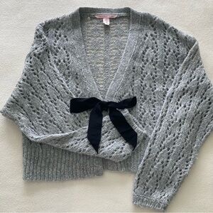 Victoria Secret Ribbon Closure Cardigan. Grey wMetallic Thread. Lose Knit. Sz XS